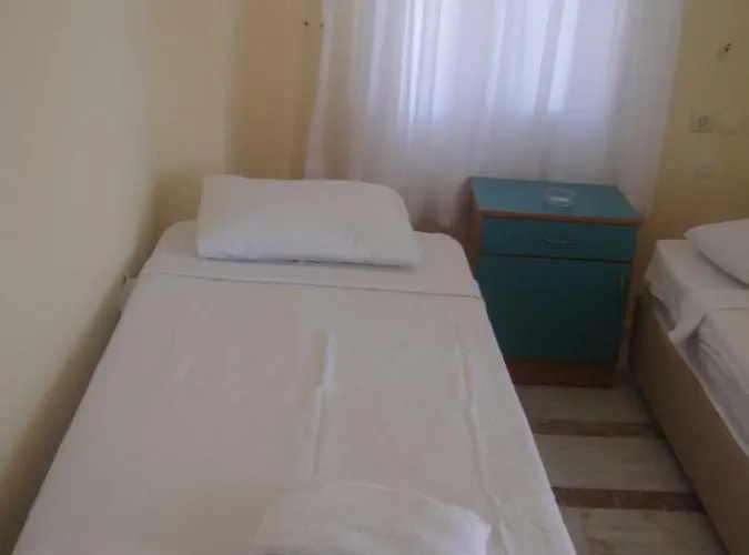 Hotel Zeybek Ürkmez
