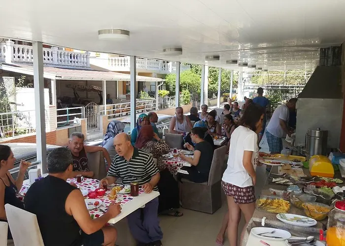 Hotel Zeybek Ürkmez