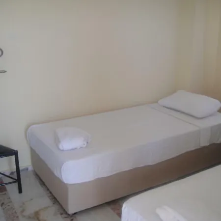 Zeybek Szálloda Ürkmez