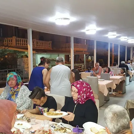 Zeybek Hotel *