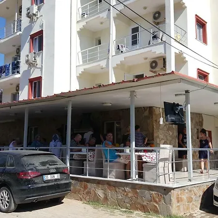Zeybek Hotel Urkmez